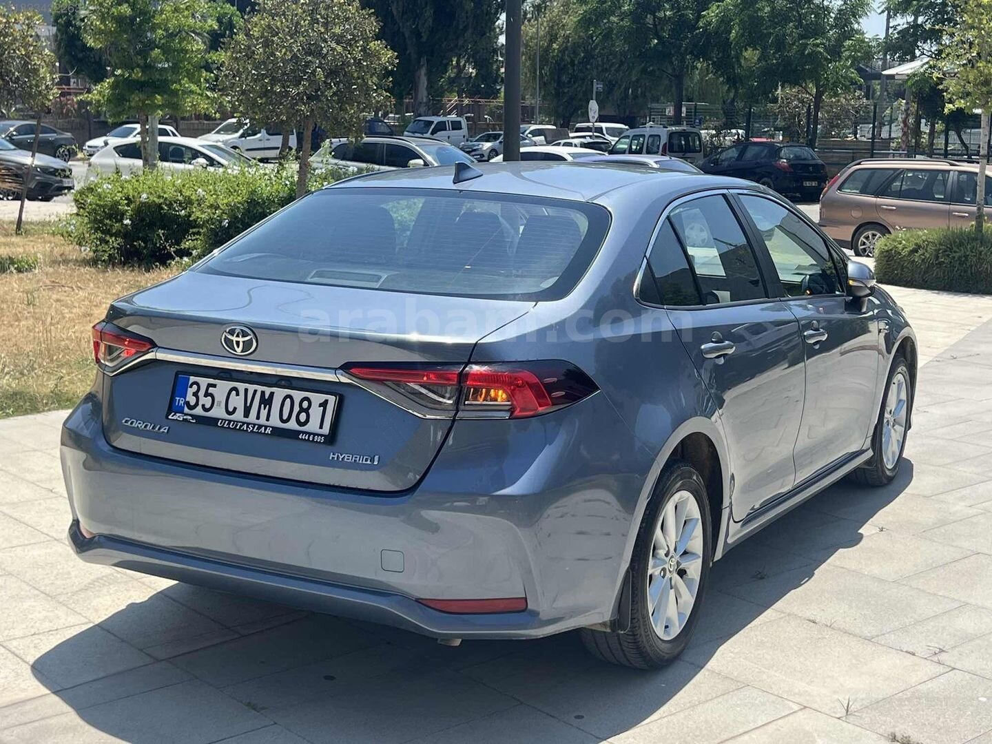 Galeriden Toyota Corolla 1.8 Hybrid Dream 2021 Model İzmir 94.678 km Füme 7