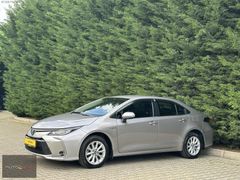 HATASIZ BOYASIZ TOYOTA COROLLA HYBRID 110.000 KM 2029 GARANTİLİ