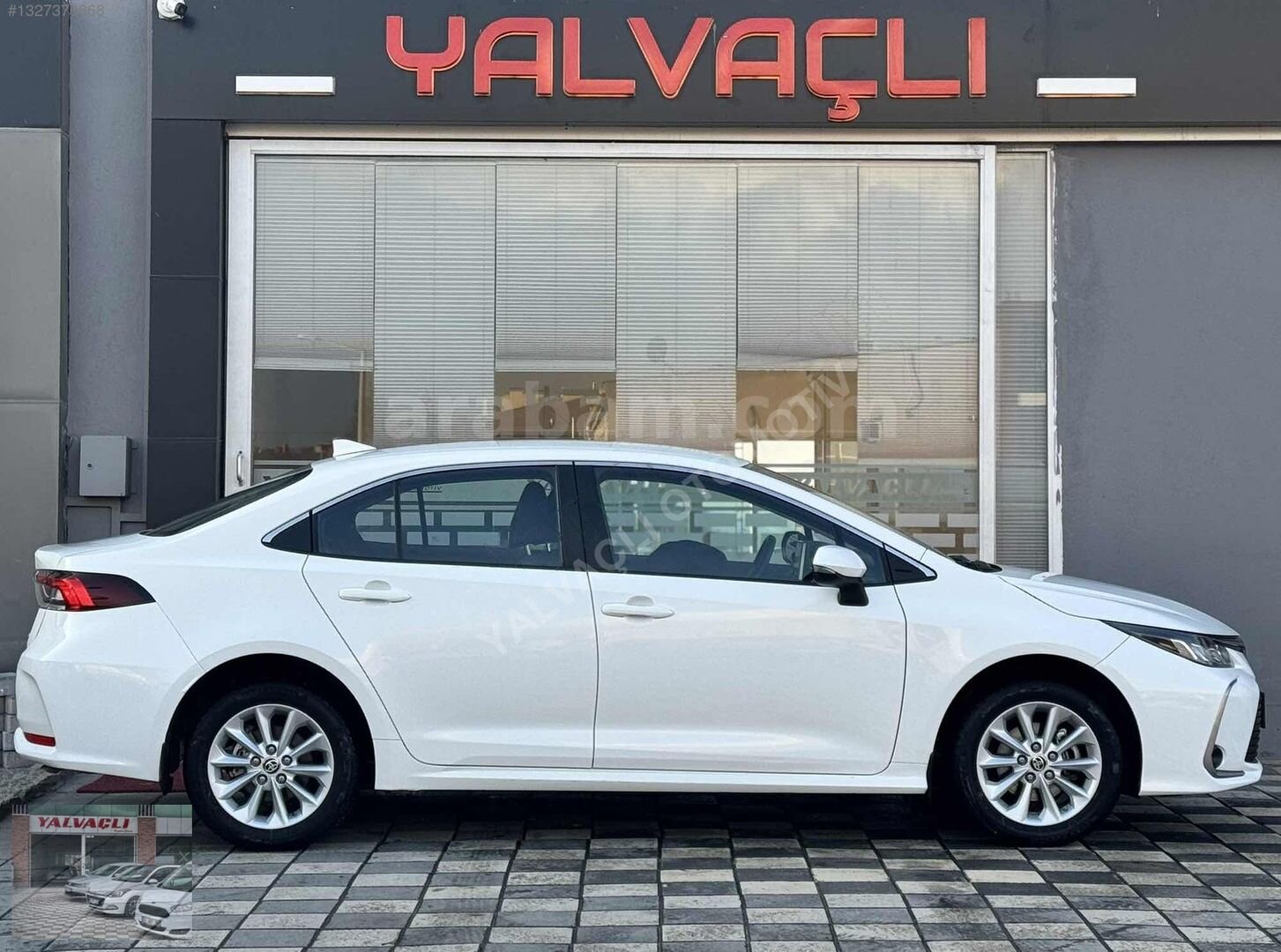 Galeriden Toyota Corolla 1.8 Hybrid Dream 2022 Model Konya 107.000 km Beyaz 2