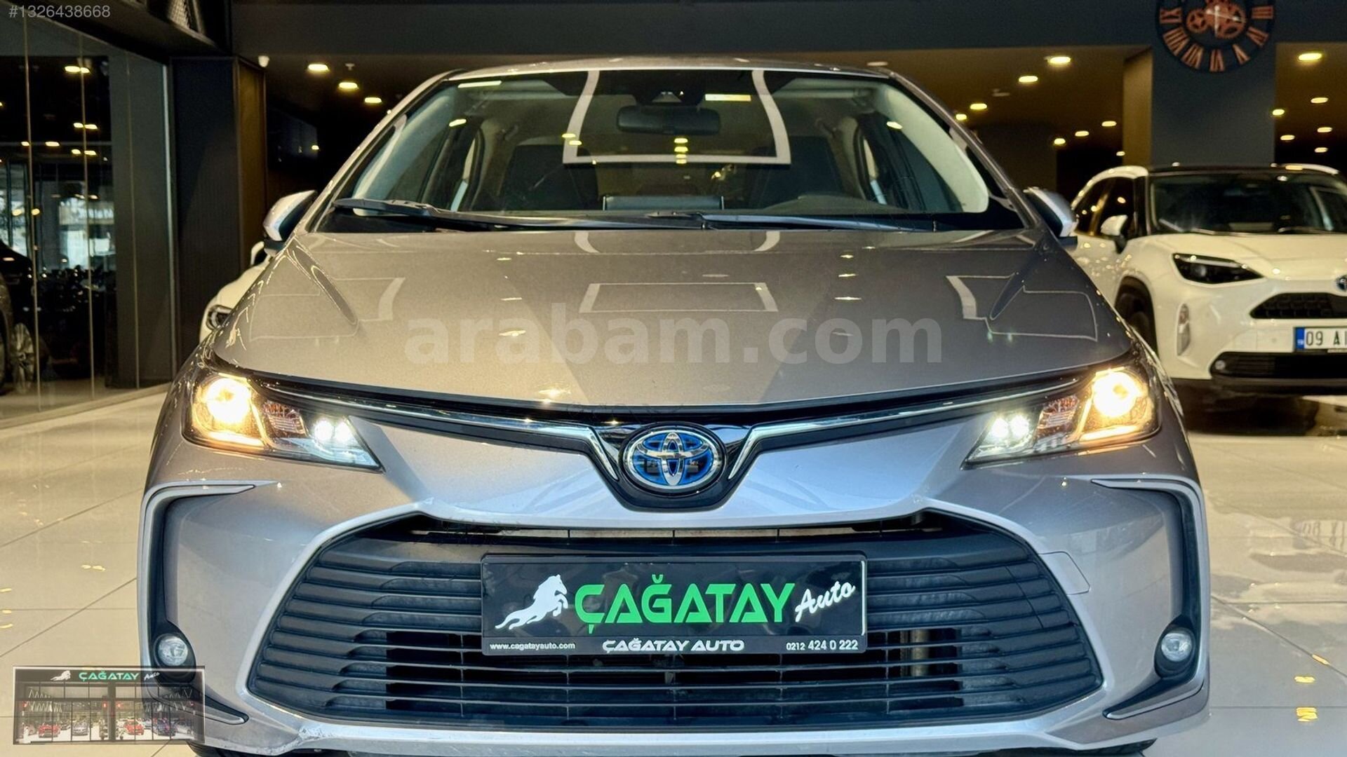 Galeriden Toyota Corolla 1.8 Hybrid Dream 2021 Model İstanbul 57.500 km Gri 3