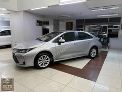 2023 MODEL HATASIZ BOYASIZ 1.8 HYBRİD DREAM KM 133 BİNDE ORJINAL