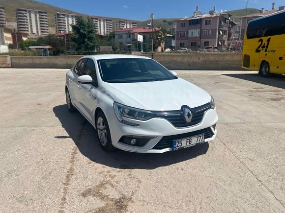 Sahibinden Özel Plakalı Ekstralı Megane 4 