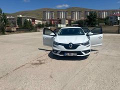 Sahibinden Renault Megane 1.3 TCe Joy 2020 Model  74.500 km Beyaz