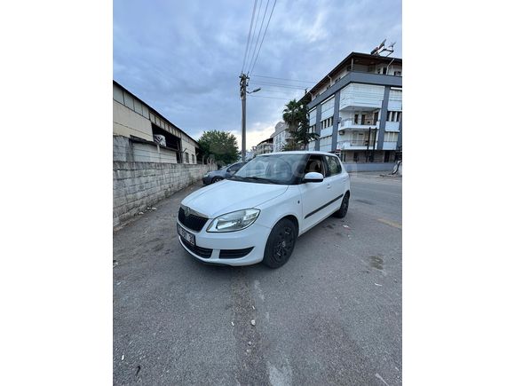 İlk Sahibinden Skoda Fabia 1.4 Ambiente 2012 Model 