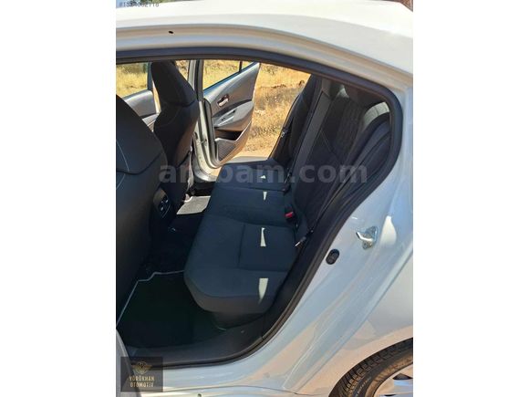 2021 TOYOTA COROLLA HYBRİD
