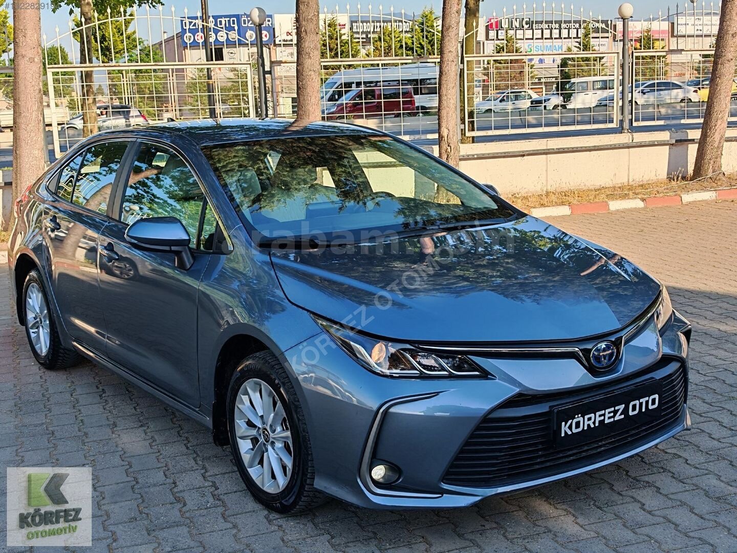 Galeriden Toyota Corolla 1.8 Hybrid Dream 2022 Model Kocaeli 67.000 km Mavi 3