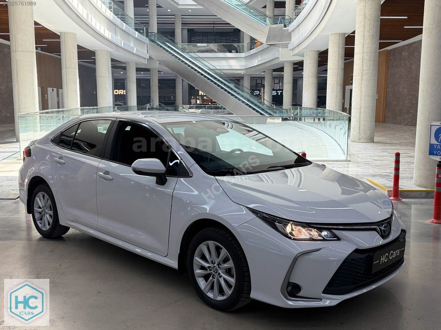 Galeriden Toyota Corolla 1.8 Hybrid Dream 2023 Model Ankara 28.900 km Beyaz 1