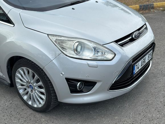 Sahibinden Ford C-Max 1.6 TDCi Titanium X 2013 Model