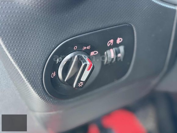 TUĞSEM AUTO"DAN SEAT LEON MAKYAJLI KASA YENİ GÖĞÜS KUSURSUZ
