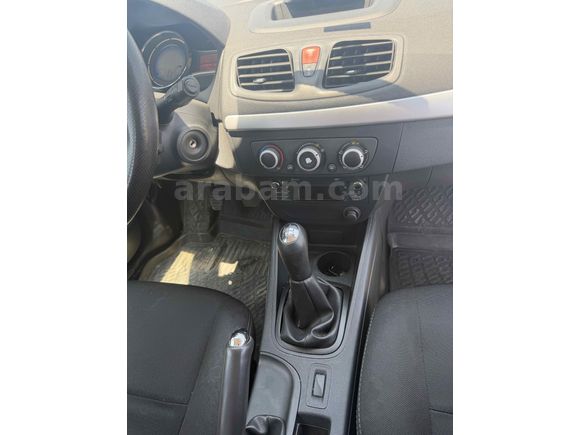Sahibinden Renault Megane 1.6 Joy 2013 Model 