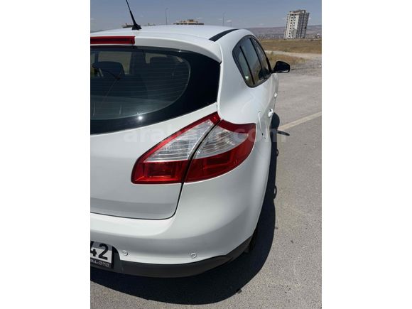 Sahibinden Renault Megane 1.6 Joy 2013 Model 