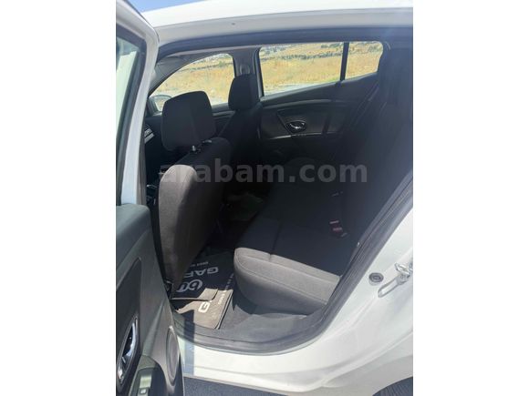 Sahibinden Renault Megane 1.6 Joy 2013 Model 