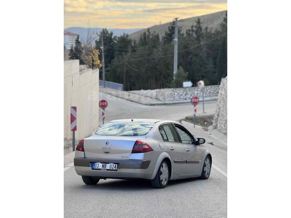 Sahibinden Renault Megane 1.5 dCi Dynamique 2005 Model 