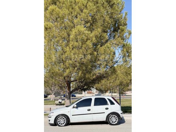 Sahibinden Opel Corsa 1.3 CDTI Essentia 2005 Model 