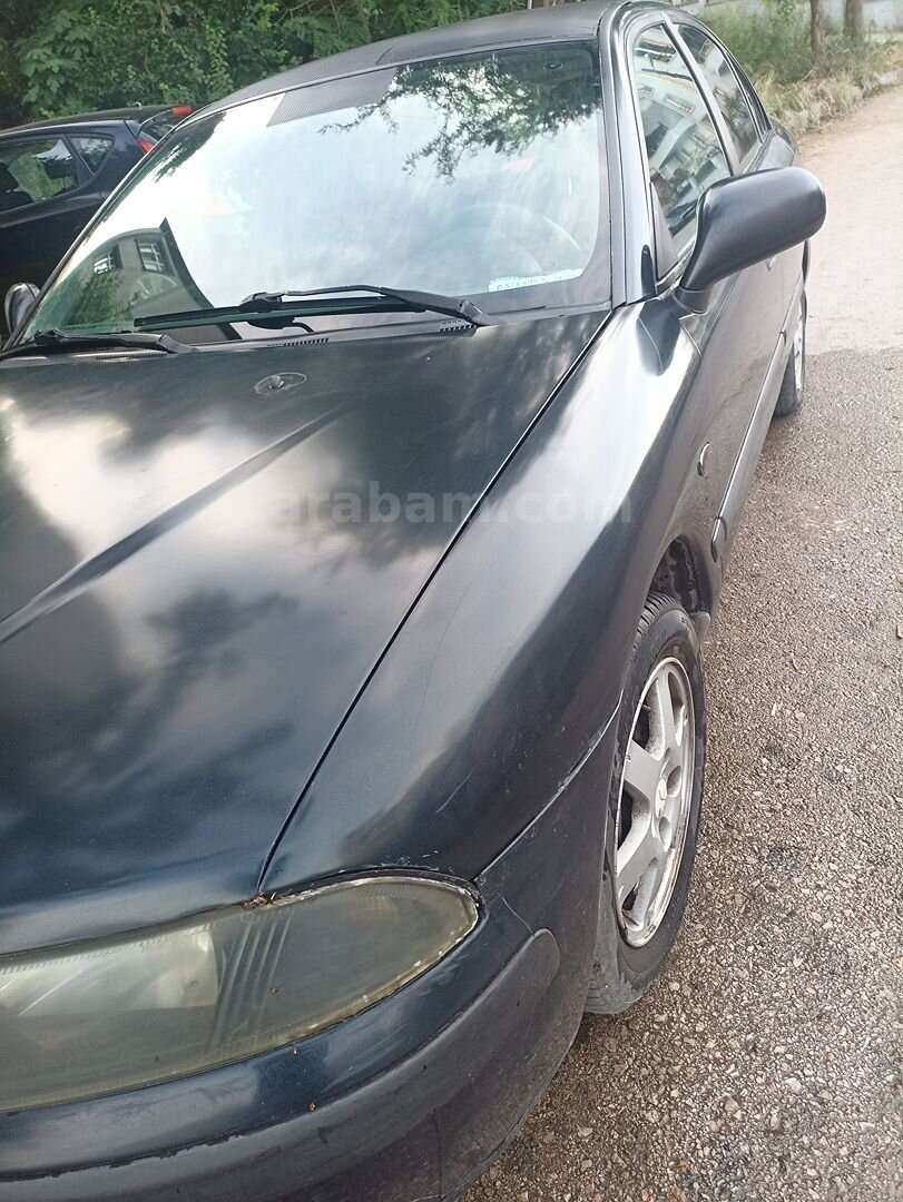 Sahibinden Mitsubishi Carisma 1.6 Comfort 2001 Model Kocaeli 250.000 km Siyah 3