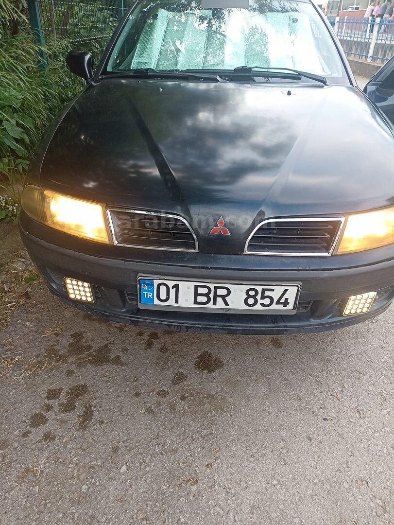 Sahibinden Mitsubishi Carisma 1.6 Comfort 2001 Model Kocaeli 250.000 km Siyah 1