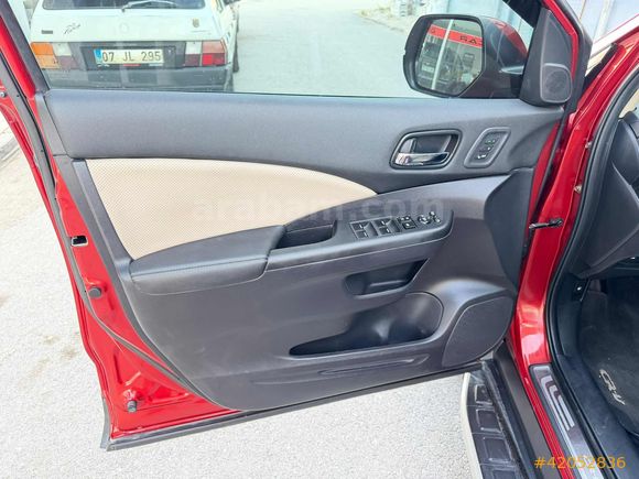 CR-V i-DTEC 4*4 EXECUTIVE PLUS ^KIRMIZI^ 150 bin'de SRVS BKMLI