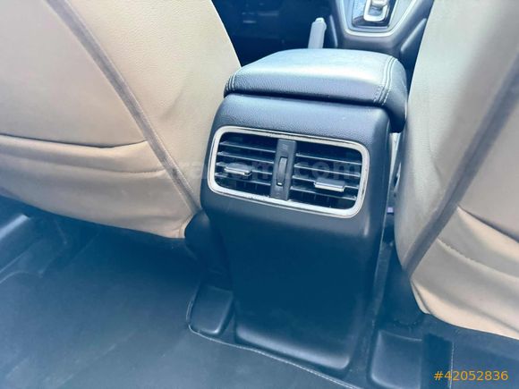 CR-V i-DTEC 4*4 EXECUTIVE PLUS ^KIRMIZI^ 150 bin'de SRVS BKMLI