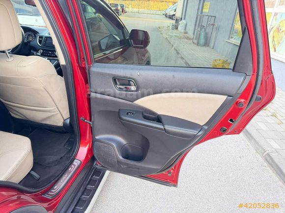 CR-V i-DTEC 4*4 EXECUTIVE PLUS ^KIRMIZI^ 150 bin'de SRVS BKMLI