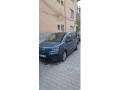 Sahibinden Fiat Doblo Combi 1.2 PureTech Easy 2025 Model 5.980 km de