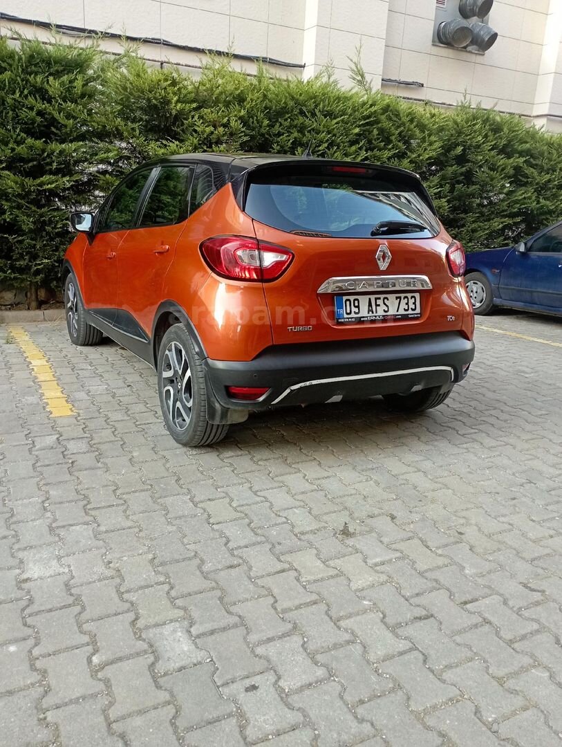 Galeriden Renault Captur 1.2 TCe Icon 2013 Model Bursa 158.000 km Turuncu 7