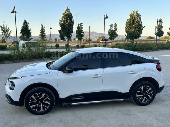 Sahibinden Citroen C4 1.2 PureTech Shine 2021 Model 