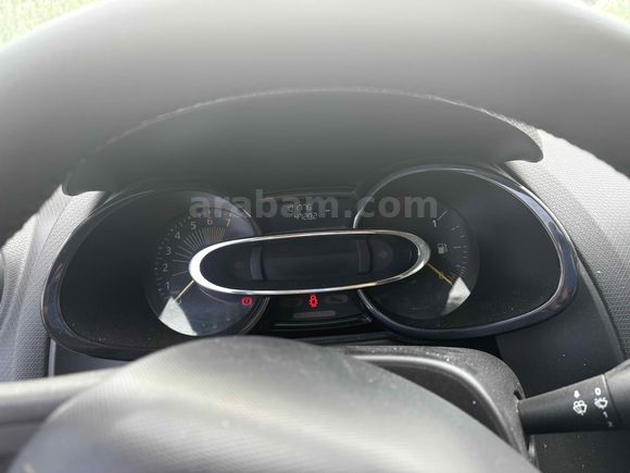 Sahibinden Renault Clio 1.2 Joy 2013 Model  102.000 km Beyaz