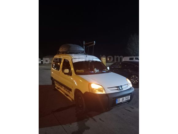 Sahibinden Peugeot Partner 2.0 HDI 2006 Model