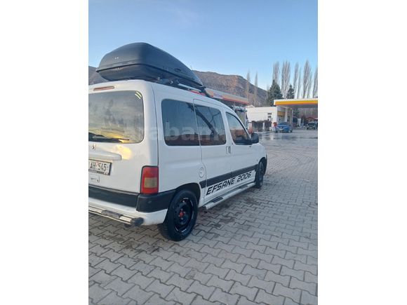 Sahibinden Peugeot Partner 2.0 HDI 2006 Model