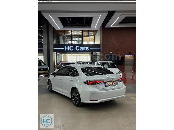 2025 TOYOTA COROLLA 1.5 VISION PLUS HATASIZ 15BİN KM +ÇELİK JANT