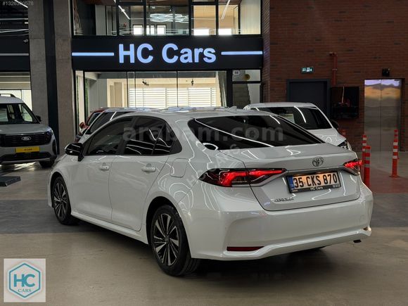 2025 TOYOTA COROLLA 1.5 VISION PLUS HATASIZ 15BİN KM +ÇELİK JANT