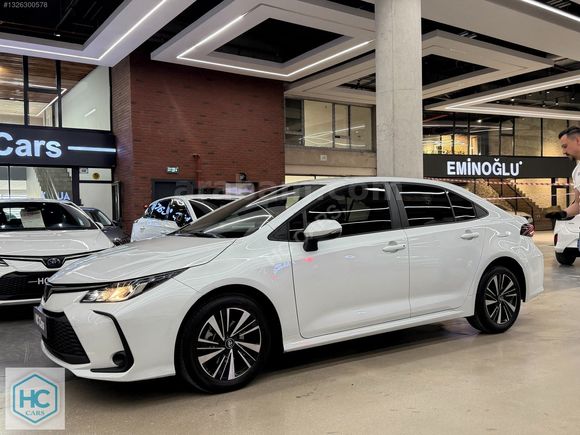 2025 TOYOTA COROLLA 1.5 VISION PLUS HATASIZ 15BİN KM +ÇELİK JANT