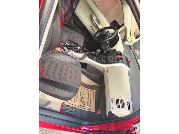 Bayandan Toyota Auris 1.4 D-4D Elegant 2012 Model 