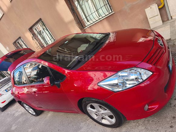 Bayandan Toyota Auris 1.4 D-4D Elegant 2012 Model 