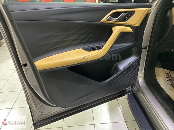 TOYOTA BALIKESİR ALTAN-2024 MG HS 1.5 PHEV LUXURY ORİJİNAL