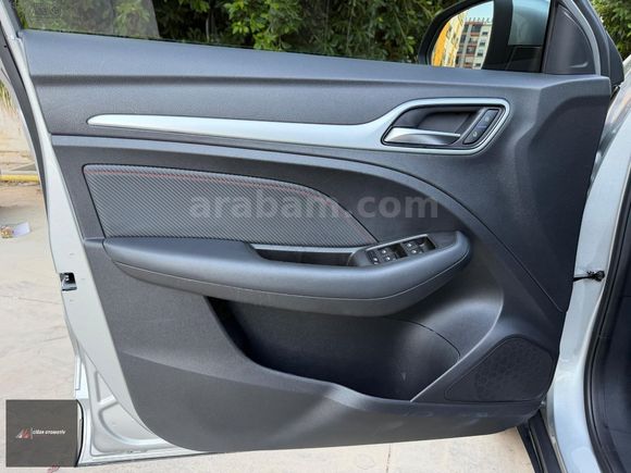 BOYASIZ ELEKTRİKLİ 2023 MG ZS EV LUXURY 21.000 KM'DE