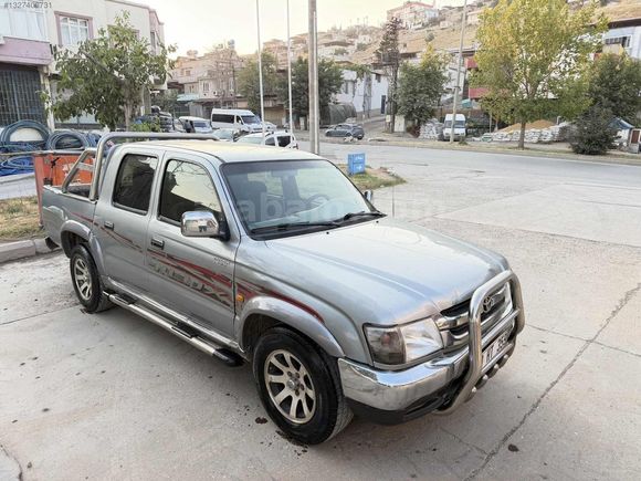2005 MODEL ORJİNAL KLİMALI HİLUX