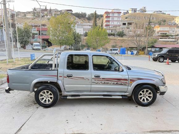 2005 MODEL ORJİNAL KLİMALI HİLUX