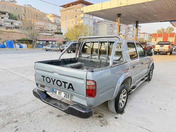 2005 MODEL ORJİNAL KLİMALI HİLUX