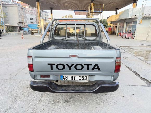 2005 MODEL ORJİNAL KLİMALI HİLUX