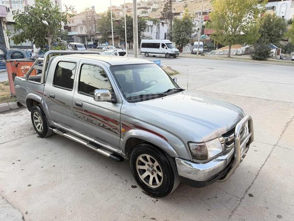 2005 MODEL ORJİNAL KLİMALI HİLUX