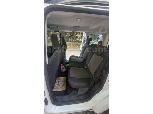 Sahibinden Ford Tourneo Courier 1.5 EcoBlue Trend 2024 Model