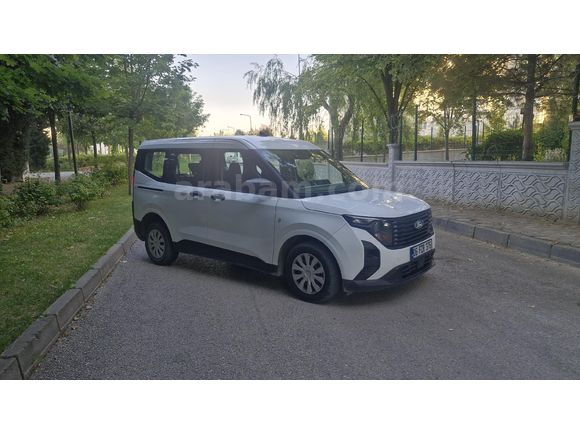 Sahibinden Ford Tourneo Courier 1.5 EcoBlue Trend 2024 Model