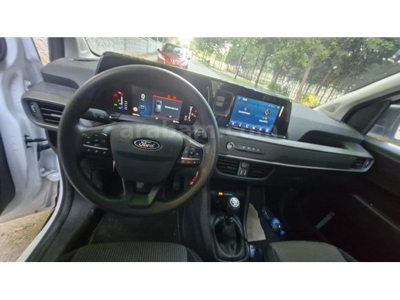 Sahibinden Ford Tourneo Courier 1.5 EcoBlue Trend 2024 Model