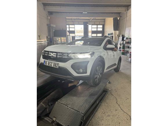 Sahibinden Dacia Sandero Stepway 1.0 Tce Expression 2025 Model  20.000 km Beyaz