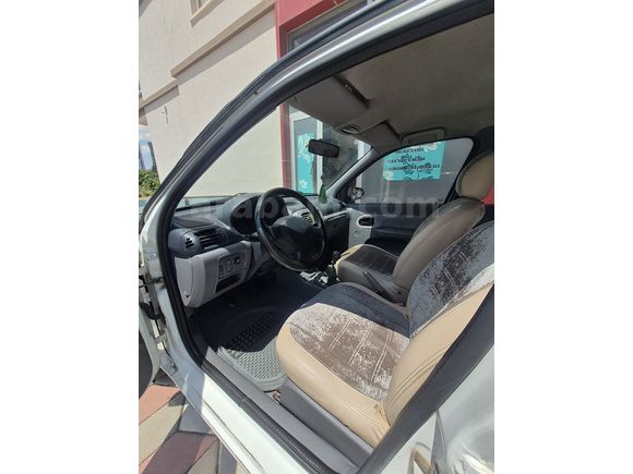 Sahibinden Renault Clio 1.4 RNA 2001 Model 