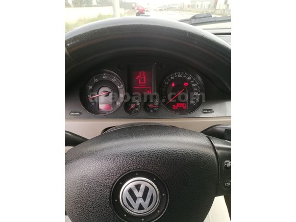 Yurtdışı kayıtlı passat b6 