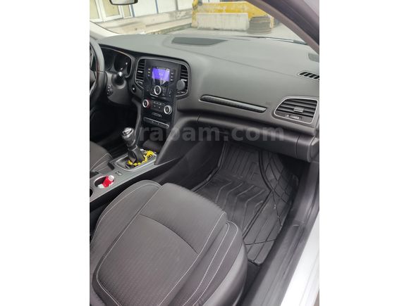 Sahibinden Renault Megane 1.5 dCi Touch 2016 Model