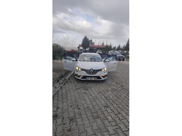 Sahibinden Renault Megane 1.5 dCi Touch 2016 Model