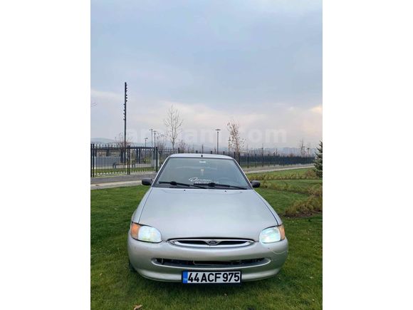 Sahibinden Ford Escort 1.6 CLX 1999 Model 